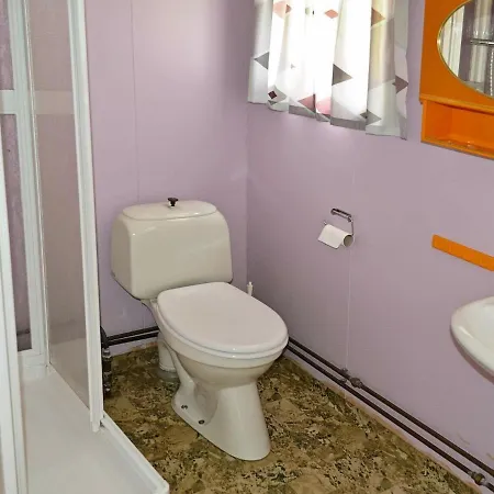 Two-bedroom Holiday In 2 * Laupstad